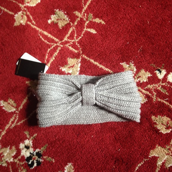 Forever 21 Accessories - Forever 21 head wrap